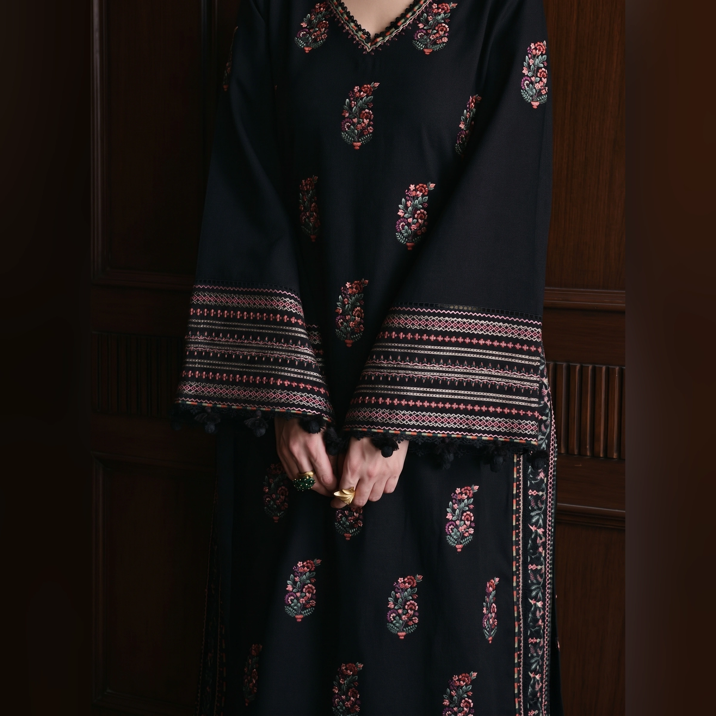 New Arrival's 3PC Summer Lawn EMB Collection 2026 - Image 2